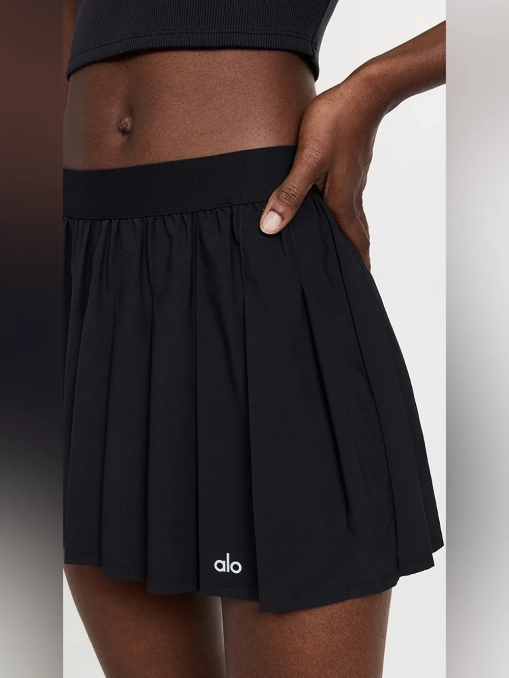 Alo Yoga Varsity Tennis Pleated Skirt in black size XS